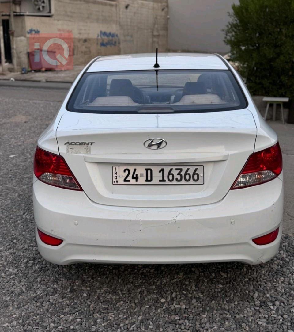 هیوندای ئەکسنت